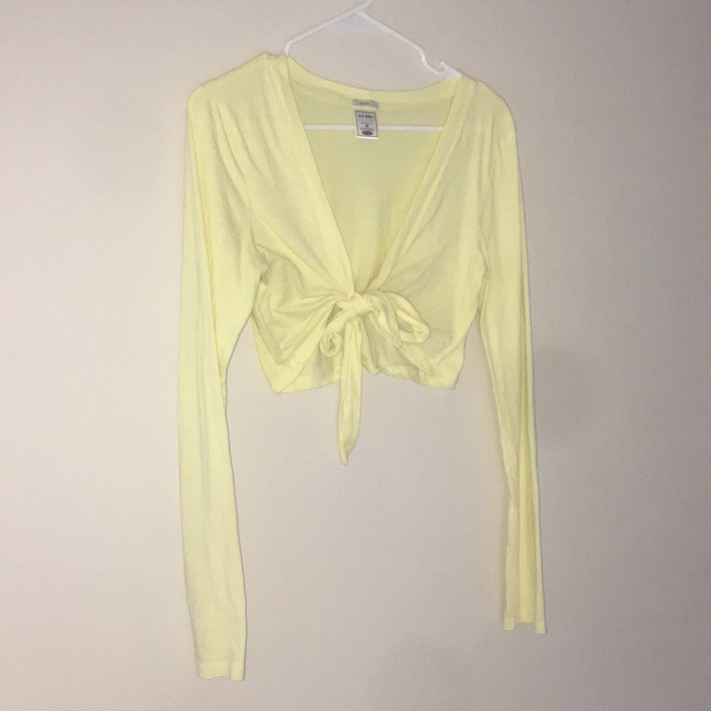 old navy tie long sleeve crop top !!